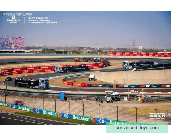 F1赛季最新战报解析各车队争冠形势与赛道表现亮点