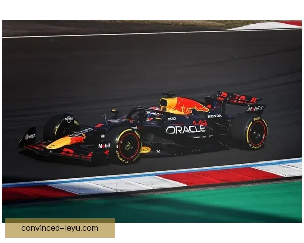 F1赛季焦点转移 法拉利与梅赛德斯争锋新技术战役引热议