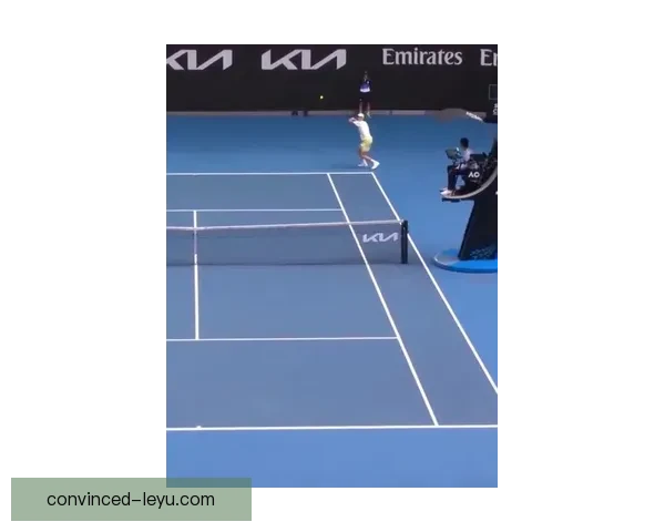 网坛最新动态：顶尖球员激战四大满贯赛事精彩瞬间盘点