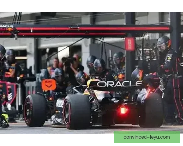 F1赛季新规则引发车队争议 各方对赛事公平性提出质疑